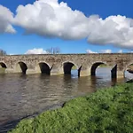Entre Terre Et Baie A 15 Mn Du Mont-saint-michel 3* Pontaubault