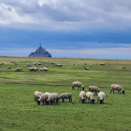 Oda ve Kahvaltı Entre Terre Et Baie Pontaubault