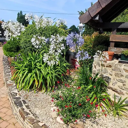 Entre Terre Et Baie Pontaubault