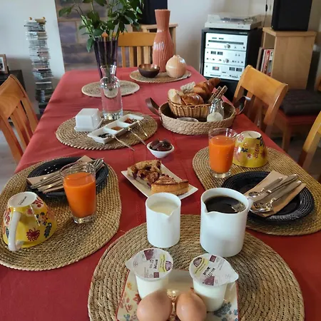 Bed & Breakfast Entre Terre Et Baie A 15 Mn Du Mont-saint-michel Pontaubault