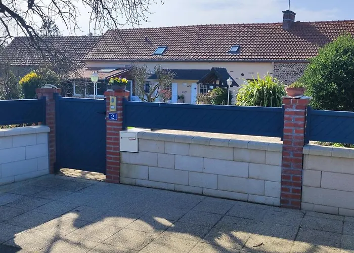 Entre Terre Et Baie A 15 Mn Du Mont-saint-michel 住宿加早餐酒店