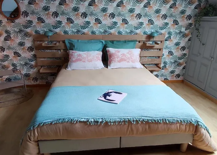 Entre Terre Et Baie A 15 Mn Du Mont-saint-michel 住宿加早餐酒店 3*