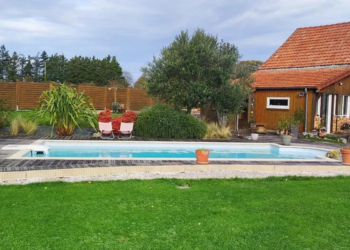 Entre Terre Et Baie A 15 Mn Du Mont-saint-michel 3*