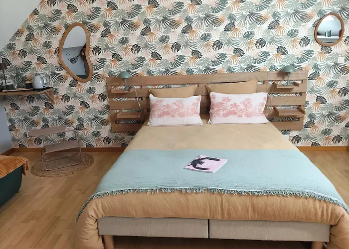 Entre Terre Et Baie A 15 Mn Du Mont-saint-michel 住宿加早餐酒店 3*