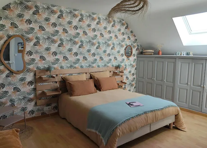 Entre Terre Et Baie A 15 Mn Du Mont-saint-michel 3*